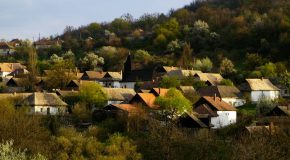 De superbes villages éparpillés un peu partout dans le monde