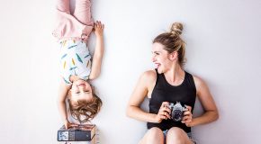 Une famille Polonaise dans des mises en scène toutes drôles