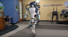 Le nouveau robot humanoïde de Boston Dynamics fait du sport