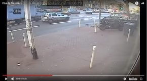 Une voiture remorquée se détache de sa remorqueuse en pleine route