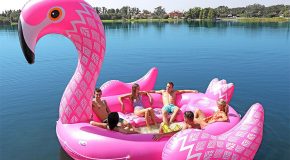Des flotteurs magiques pour une balade en mer cet été!