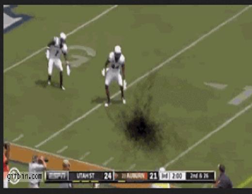 Au football américain on use de tous les moyens pour marquer des buts et gagner la partie