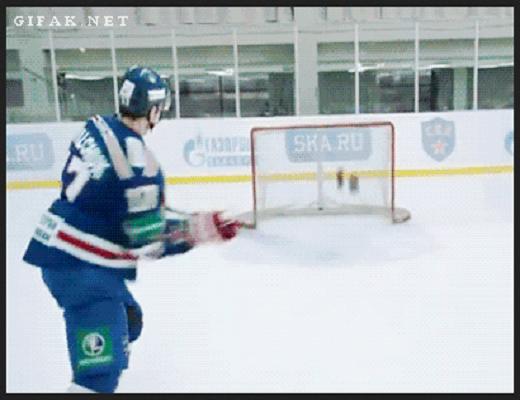 Quand les meilleurs joueurs de hockey se mettent face au but c’est pour marquer