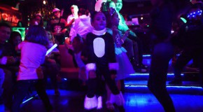 Des enfants dans des boites de nuit? Cela existe!
