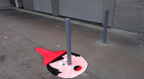 Le Street art ou comment détourner des images, affiches, entre autre, de manière amusante.